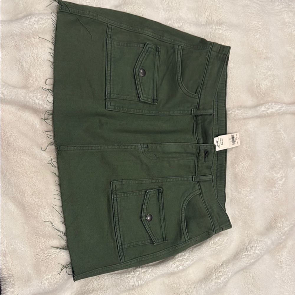 Aerie Women's army Green Skirt